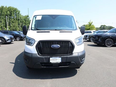 Used 2025 Ford Transit 250 148 Medium Roof RWD image 8