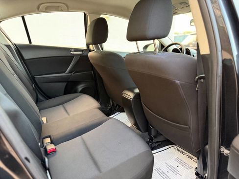 Used 2011 MAZDA MAZDA3 i Touring image 13