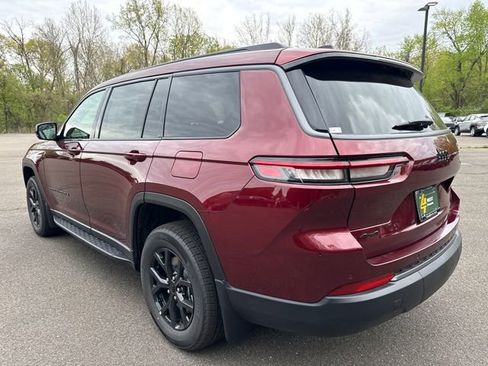 New 2026 Jeep Grand Cherokee L 4WD image 11