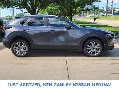 Used 2022 MAZDA CX-30 AWD 2.5 S w/ Select Package image 2