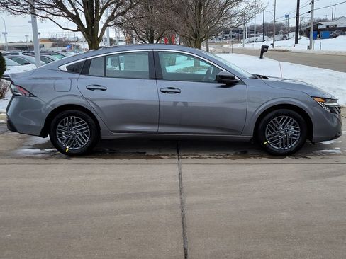 New 2026 Nissan Sentra SV w/ SV Convenience Package FWD image 2