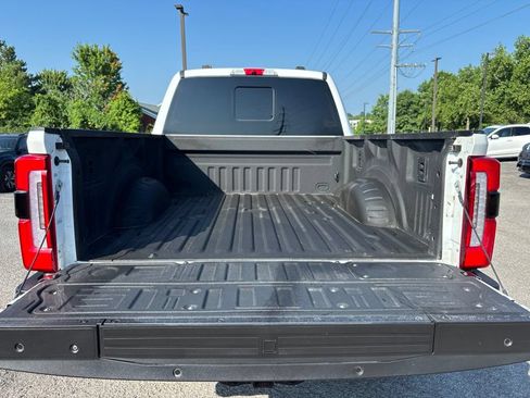 Used 2024 Ford F250 Platinum AWD/4WD image 14