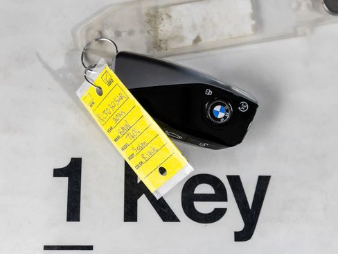 Used 2024 BMW 760i xDrive w/ Executive Package AWD/4WD image 20