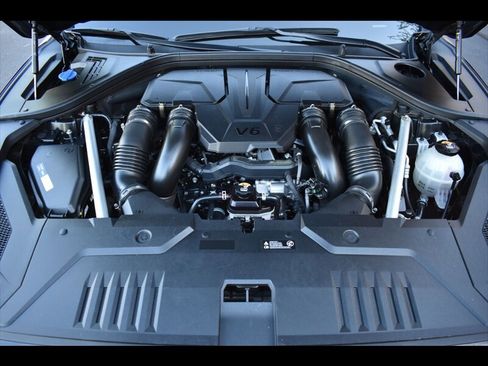 Used 2022 Genesis GV70 3.5T Sport w/ Sport Prestige Package image 46