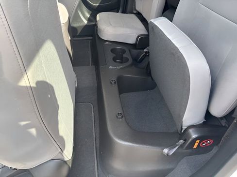 Used 2022 Chevrolet Colorado W/T RWD image 26