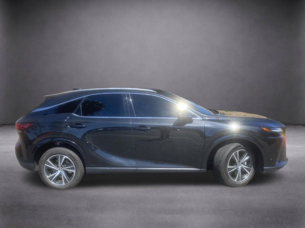 Used 2023 Lexus RX 350 Premium w/ Accessory Package (Z1) FWD image 8