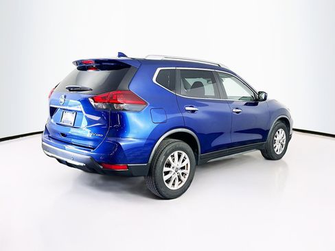 Used 2020 Nissan Rogue SV image 9