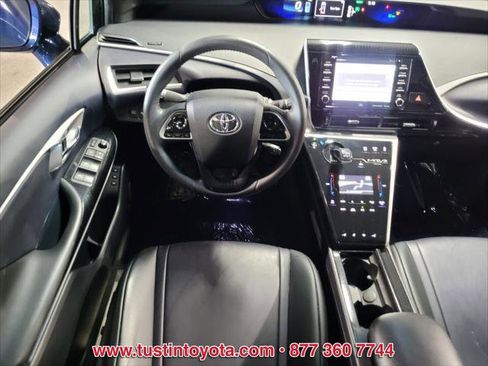 Certified 2018 Toyota Mirai image 5