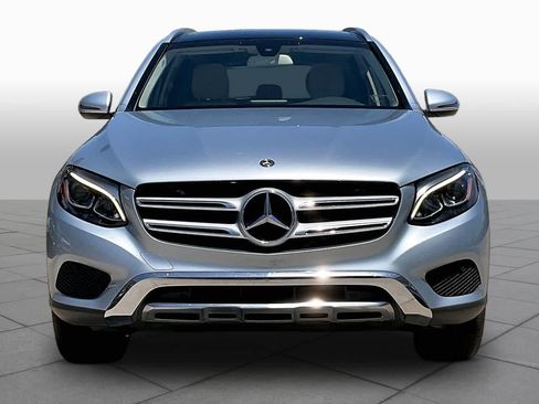 Used 2017 Mercedes-Benz GLC 300 image 4