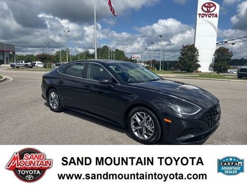 Used 2023 Hyundai Sonata SEL image 1