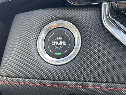 Used 2023 Chevrolet Colorado Z71 w/ Z71 Convenience Package 2 image 21