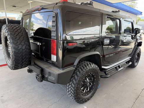 Used 2005 HUMMER H2 w/ Preferred Equipment Group AWD/4WD image 8