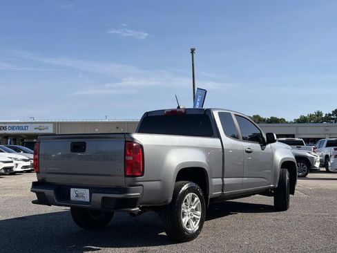 Used 2021 Chevrolet Colorado LT w/ Fleet Safety Package RWD image 10