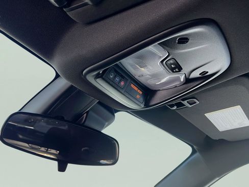 Used 2025 Chevrolet TrailBlazer ACTIV w/ Driver Confidence Package image 21