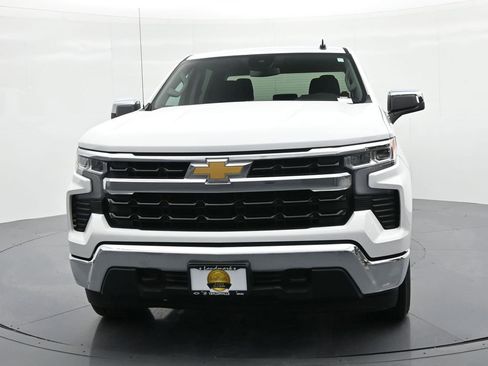 Used 2025 Chevrolet Silverado 1500 LT image 3