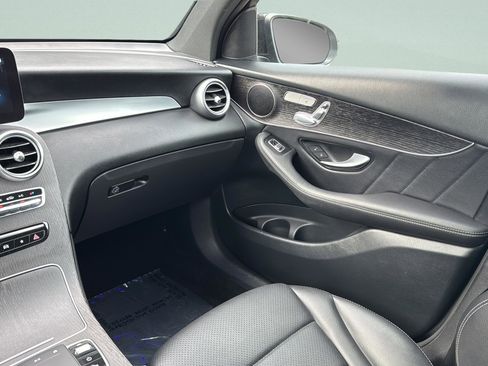 Certified 2021 Mercedes-Benz GLC 300 4MATIC image 31