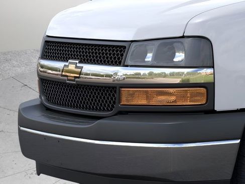 New 2025 Chevrolet Express 2500 w/ Driver Convenience Package image 13