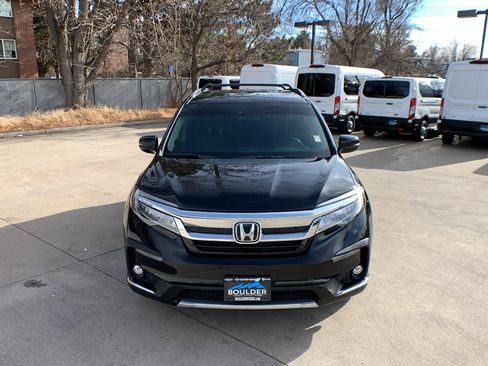 Used 2021 Honda Pilot Touring image 8