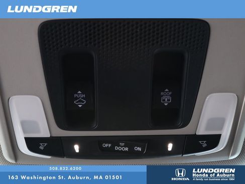 Used 2023 Honda Pilot Elite image 33