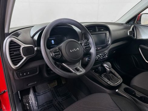 Certified 2024 Kia Soul LX w/ Option Group 015 image 9