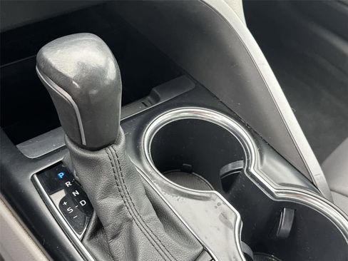 Used 2020 Toyota Camry XLE w/ Sunroof Package FWD image 29