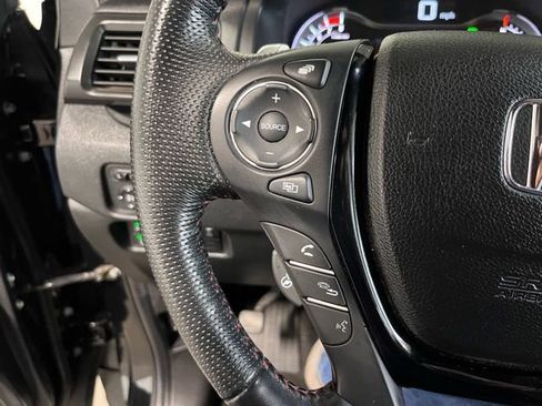 Used 2021 Honda Ridgeline Black Edition image 23