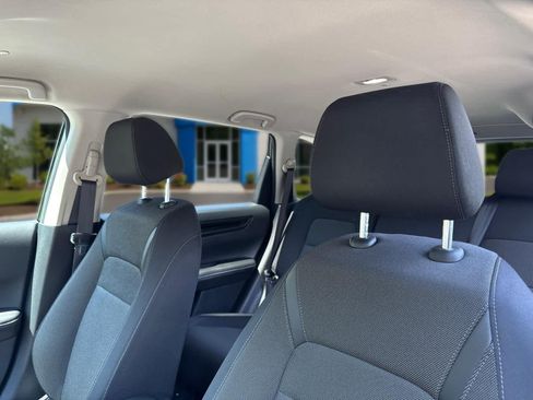Used 2025 Honda CR-V LX image 15
