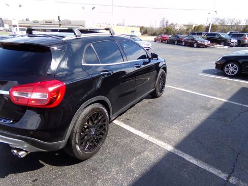 Used 2016 Mercedes-Benz GLA 250 image 40