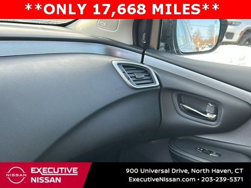 Certified 2024 Nissan Murano SL image 20