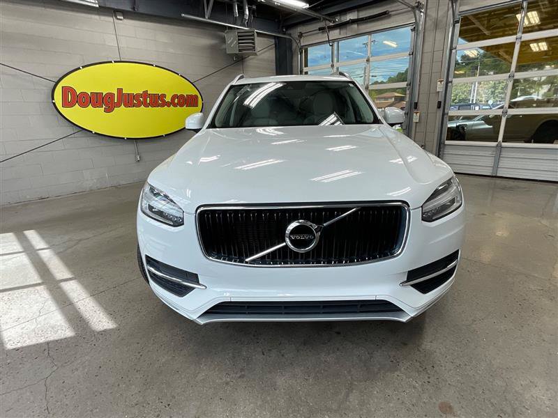 Used 2019 Volvo XC90 T5 Momentum w/ Protection Package Premier FWD image 8