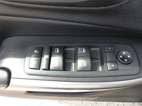 Used 2020 Jeep Cherokee High Altitude AWD/4WD image 20