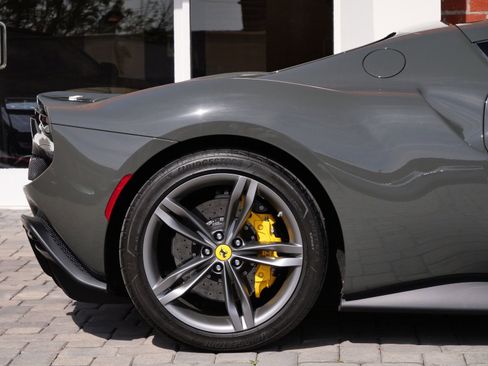 Used 2022 Ferrari 296 GTB RWD image 9