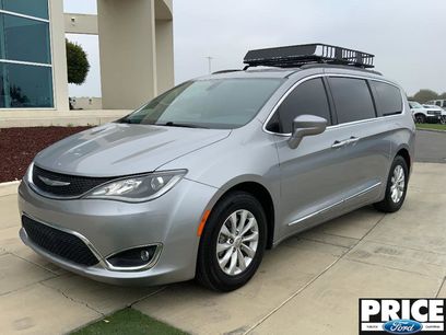 Used 2017 Chrysler Pacifica Touring-L