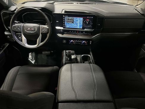 Used 2023 GMC Sierra 1500 Elevation AWD/4WD image 3
