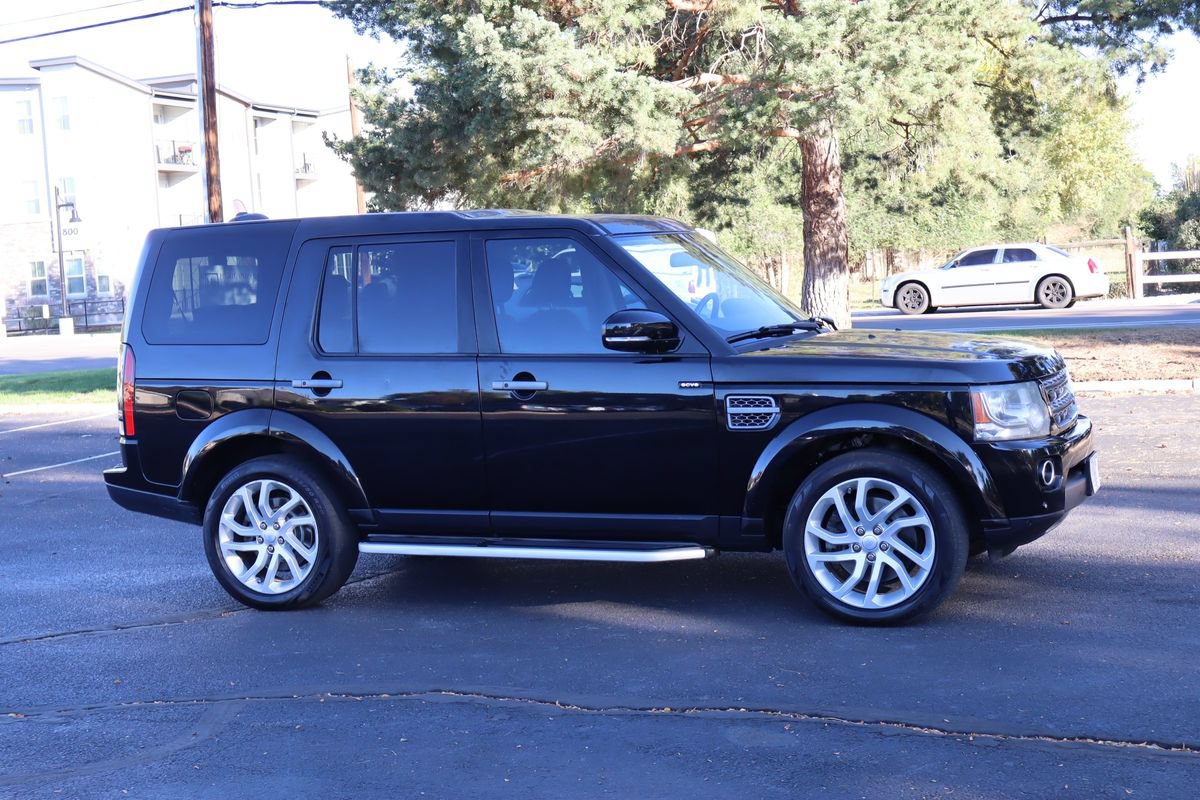 Used 2016 Land Rover LR4 HSE AWD/4WD image 2