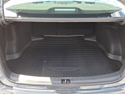Used 2024 Toyota Corolla LE FWD image 27