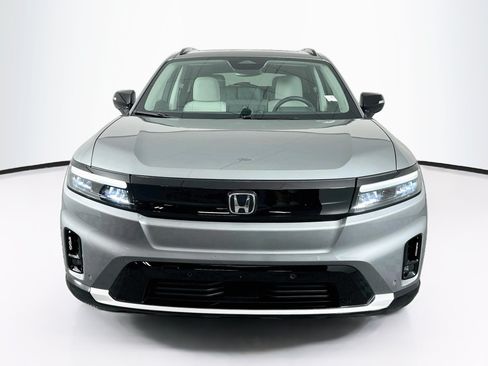 Used 2025 Honda Prologue Touring image 2