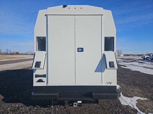 New 2024 Chevrolet Express 3500 w/ Power Convenience Package image 4