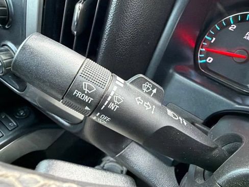 Used 2017 Chevrolet Silverado 1500 LT w/ All Star Edition AWD/4WD image 27