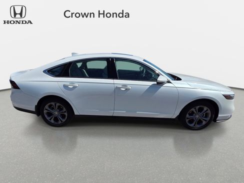 Used 2024 Honda Accord EX image 6
