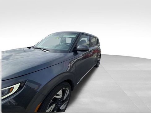 Used 2024 Kia Soul GT-Line w/ Option Group 020 image 2