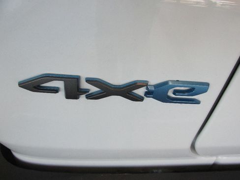 Used 2024 Jeep Wrangler Sport S w/ Convenience Group image 10