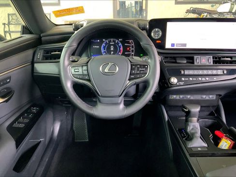 Used 2023 Lexus ES 350 w/ Premium Package image 7
