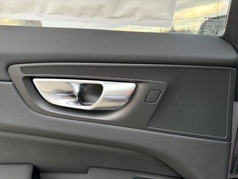 New 2026 Volvo XC60 B5 Ultra w/ Protection Package Premier image 55