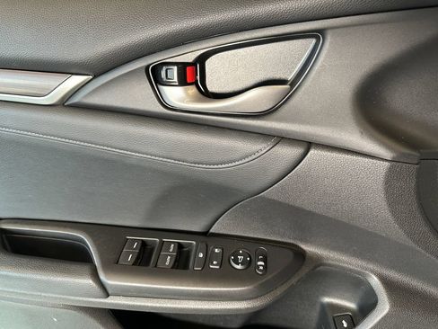Used 2019 Honda Civic EX-L image 19