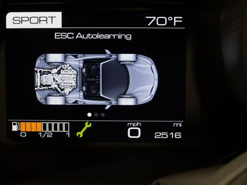 Used 2018 Ferrari 488 Spider image 37