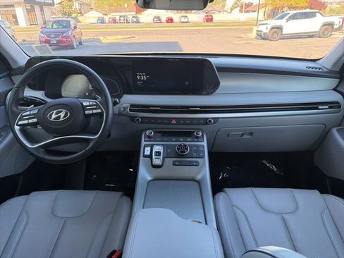 Used 2024 Hyundai Palisade SEL image 17