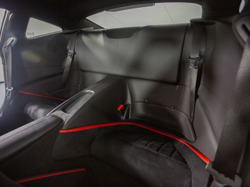 Certified 2022 Ferrari Roma image 18