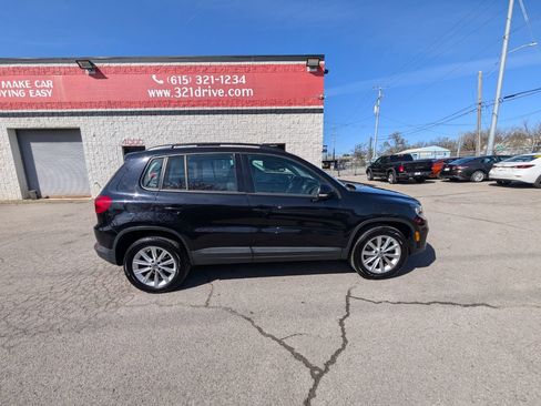 Used 2017 Volkswagen Tiguan Limited w/ Premium Package image 5