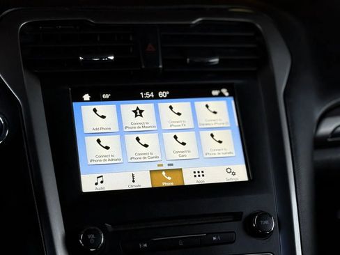 Used 2017 Ford Fusion SE w/ Equipment Group 201A image 34